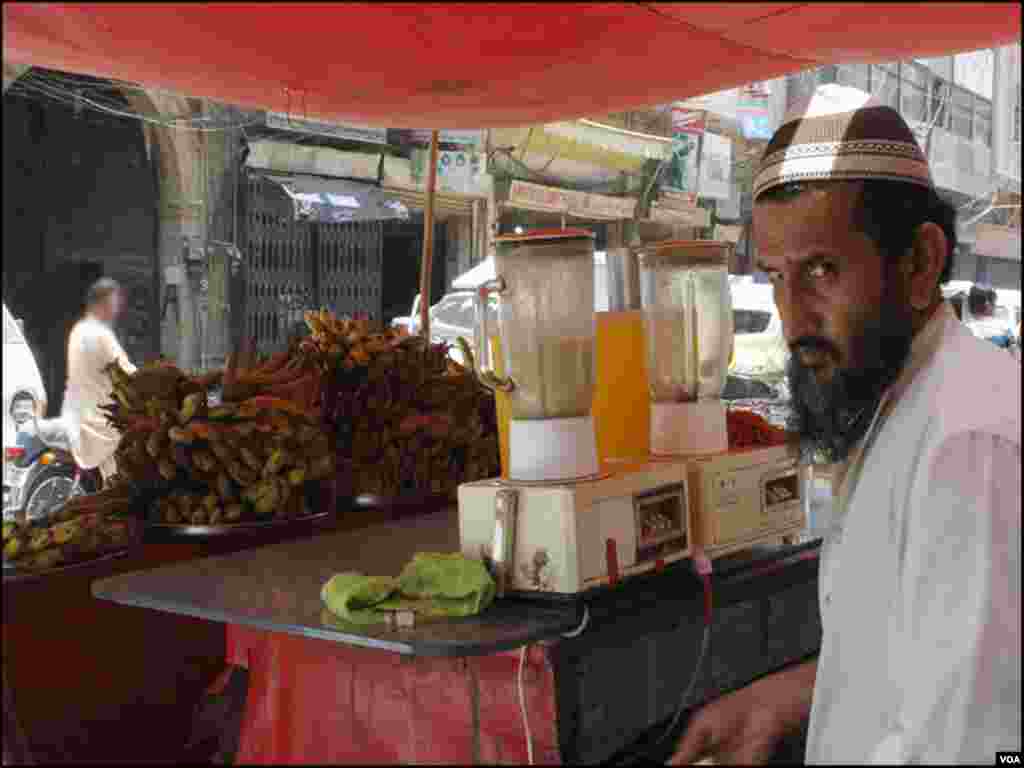 گرمی کے دنوں میں مشروبات کا کاروبار منافع بخش ثابت ہوتا ہے