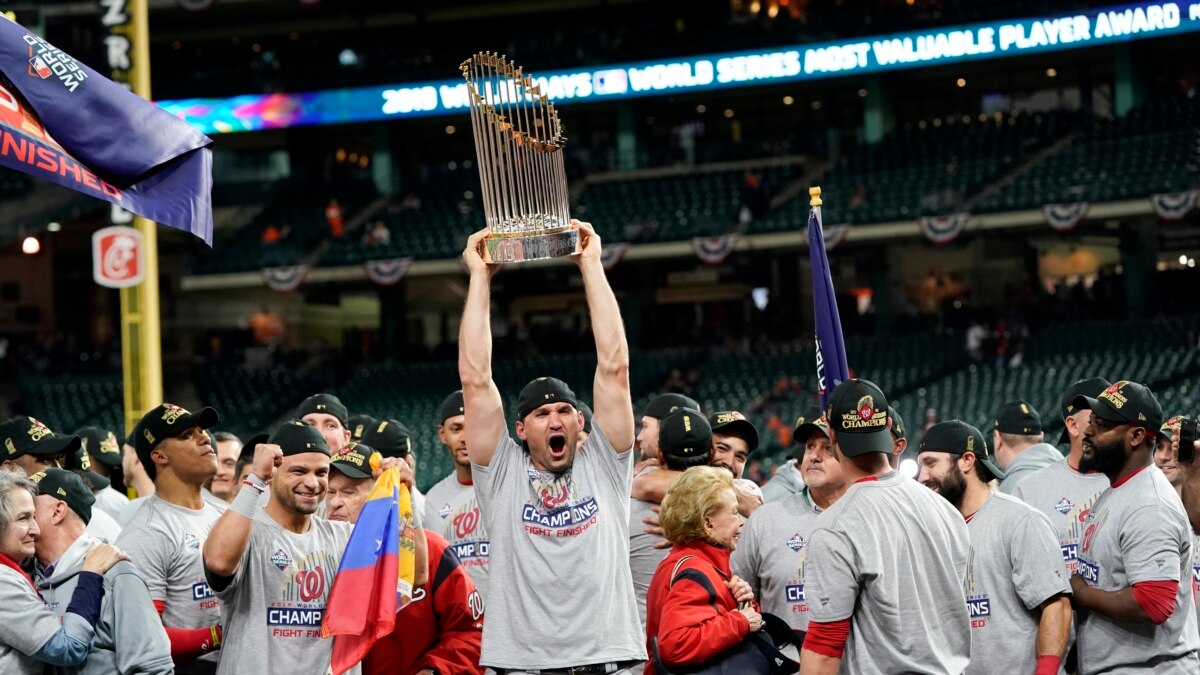 Trump honors World Series champion Nationals at White House