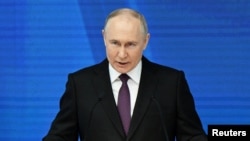 ប្រធានាធិបតី​រុស្ស៊ី​លោក Vladimir Putin ថ្លែង​ទៅកាន់​សភា​សហព័ន្ធ​ក្នុង​ទីក្រុង​មូស្គូ។