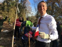 Benjamin Roehrig, senior counselor at the French Embassy in Washington, tells VOA that the door is always open should the U.S. change its mind concerning the Paris Agreement. (Natalie Liu/VOA)