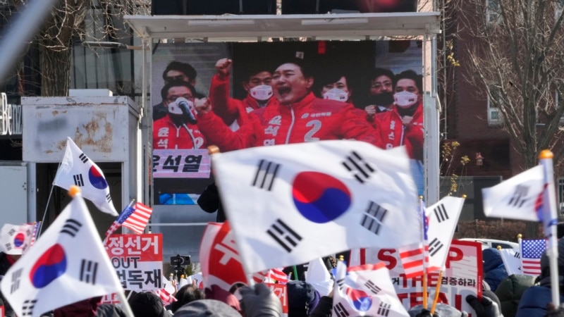 South Korean anti-corruption agency receives new court warrant to detain impeached President Yoon