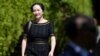 La directora financiera de Huawei, Meng Wanzhou, sale de su casa en Vancouver, Canadá, hacia la Corte Suprema el 27 de mayo de 2020.