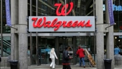 Sebuah toko ritel Walgreens di Boston, Massachusetts. Walgreen Co. mencatat kinerja kuartal pertama yang lebih baik dari perkiraan Wall Street. 