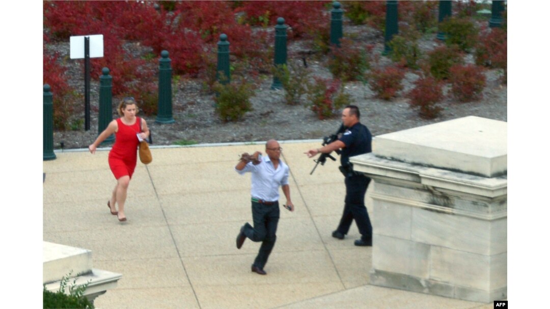 Kejar-kejaran dan Penembakan di dekat Gedung Capitol, Washington