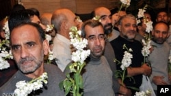 Syria releases Iranian hostages. Jan. 9, 2013.