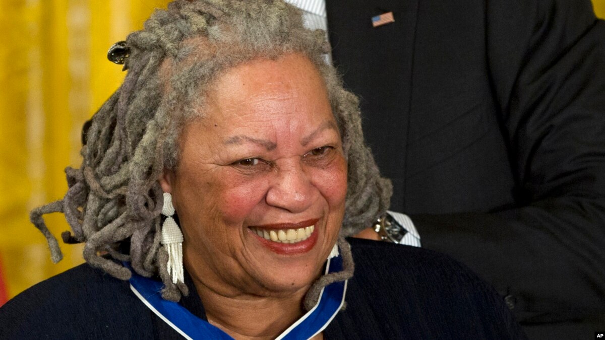 Nobel Winner Toni Morrison Dies At 88