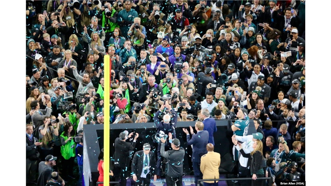 The Philadelphia Eagles take home the Lombardi Trophy For the first time in  the teams history at Supe…