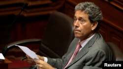 Peru's Finance Minister Alfredo Thorne attends a session at the Congress in Lima, Peru, June 16, 2017. 