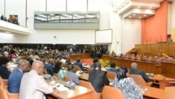 Parlamento angolano ainda ao aprovou leis eleitorais - 1:49