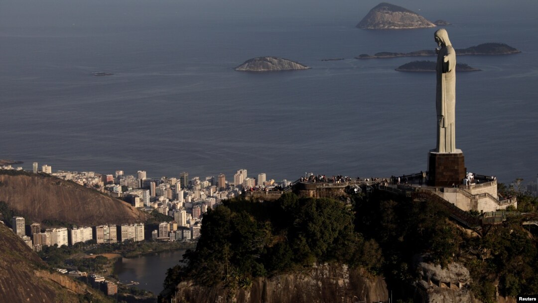 La vicecónsul de EE.UU. en Brasil fue herida en un pie durante un intento de asalto cerca de Angra dos Reis.