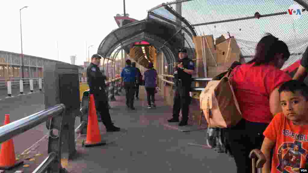 Aunque el proceso ha sido lento y solo unos pocos cientos de personas han sido procesadas, el gobierno de Estados Unidos dijo que estaba ampliando el programa&nbsp;a más inmigrantes. 