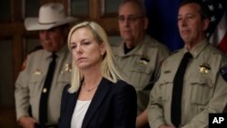 La secretaria de Seguridad Nacional, Kirstjen Nielsen, expresó confianza en que la Casa Blanca y el Congreso puedan alcanzar un acuerdo que incluya medidas policiales fronterizas y de inmigración.