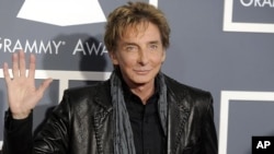 Barry Manilow arrives at the 53rd annual Grammy Awards in Los Angeles, Feb. 13, 2011