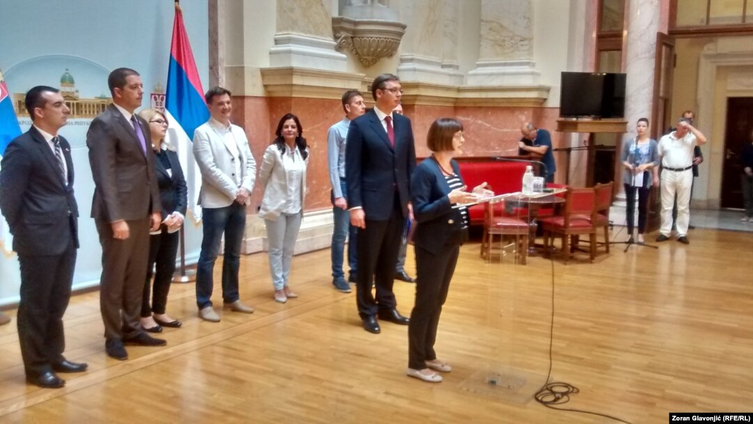 Premijer Srbije Aleksandar Vučić iznosi predlog sastava novog kabineta