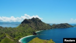 Taman Nasional Komodo. Presiden Joko Widodo menyatakan mendukung kebijakan kenaikan harga tarif tiket masuk ke Taman Nasional Komodo menjadi Rp3,75 juta yang berlaku mulai 1 Agustus mendatang. (Foto: Reuters)