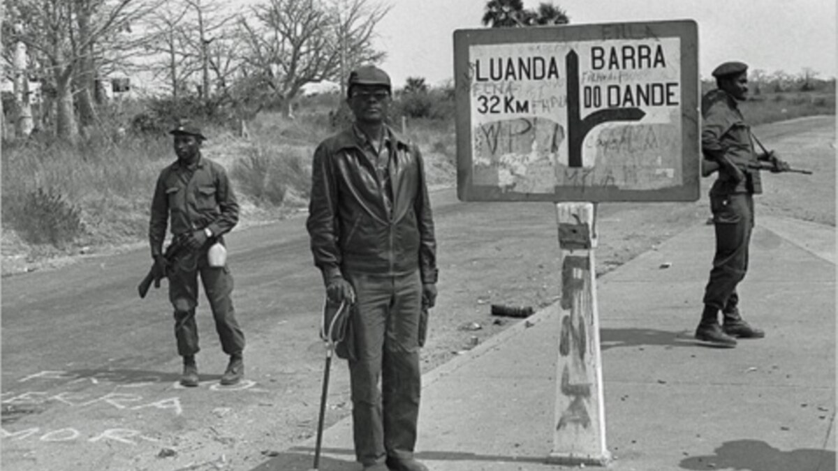 FNLA acusa o MPLA de falsificar a história