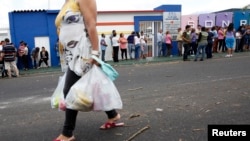 La escasez de alimentos es cosa de todos los días en Venezuela.