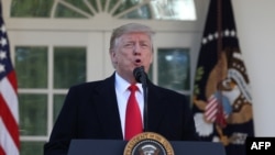 Le président Donald Trump lors d'un point de presse au Rose Garden de la Maison-Blanche, Washington, le 25 janvier 2019.