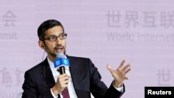 谷歌CEO皮查伊在中国乌镇出席第四届世界互联网大会时讲话。（2017年12月3日）