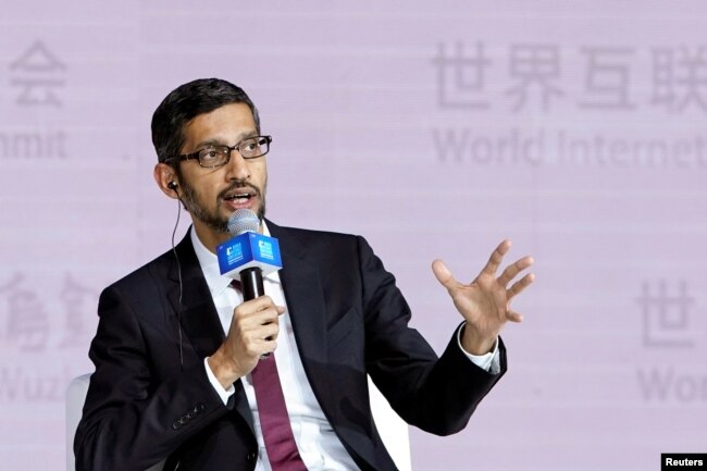谷歌公司首席执行官皮查伊在中国浙江乌镇举行的世界互联网大会的分组讨论会上讲话（12月3日）