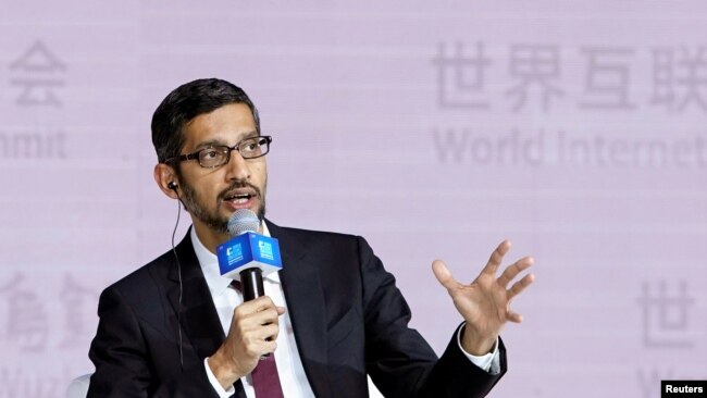 谷歌CEO皮查伊在中国乌镇出席第四届世界互联网大会时讲话。（2017年12月3日）