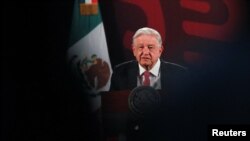 El presidente de México, Andrés Manuel López Obrador, asiste a una conferencia de prensa después de las elecciones generales, en el Palacio Nacional de la Ciudad de México, México, el 3 de junio de 2024.