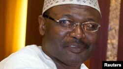 Shugaban INEC Mahmud Yakubu