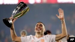 Miguel Almiron d'Atlanta célèbre la victoire de son club en conférence est, USA, LE NOVEMBRE 2018.