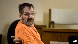 在堪萨斯州杀害三人的凶手弗雷泽·克罗斯。（资料照片）