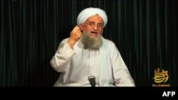 Pemimpin al-Qaida Ayman al-Zawahiri diduga sudah meninggal akibat sakit (foto: dok). 