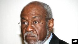 Carson oo Ku baaqay in la Caawiyo Soomaaliya