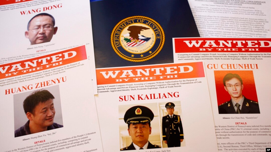 Departemen Kehakiman AS mendakwa beberapa personil militer China dalam jumpa pers hari Senin (19/5).