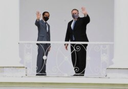 Presiden Joko Widodo bersama Menlu AS Michael Pompeo (kanan) di Istana Kepresidenan RI di Bogor, 29 Oktober 2020. (Foto: Istana Kepresidenan RI/AFP).