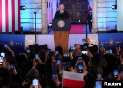 U.S. President Joe Biden speaks during an event at the Royal Castle, amid Russia's invasion of Ukraine, in Warsaw, Poland, March 26, 2022. (REUTERS/Aleksandra Szmigiel)