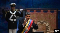 El presidente de Venezuela, Nicolás Maduro, pronuncia un discurso ante el parlamento en Caracas el 15 de enero de 2025.