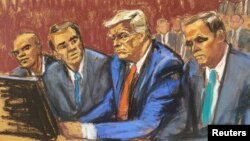 Former U.S. President Donald Trump appears at Wilkie D. Ferguson Jr. United States Courthouse, alongside his aide Walt Nauta and attorneys Chris Kise and Todd Blanche in Miami, Florida, U.S., June 13, 2023 in a courtroom sketch. (REUTERS/Jane Rosenberg)