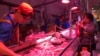 猪肉连着二十大: 中国投放猪肉储备 稳定价格和民心
