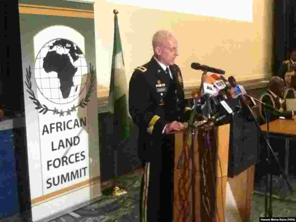 Janar James McConville kwamandan AFRICOM