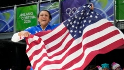 VOA专访创历史记录的2026年冬奥会女子单人雪车冠军迈耶斯·泰勒