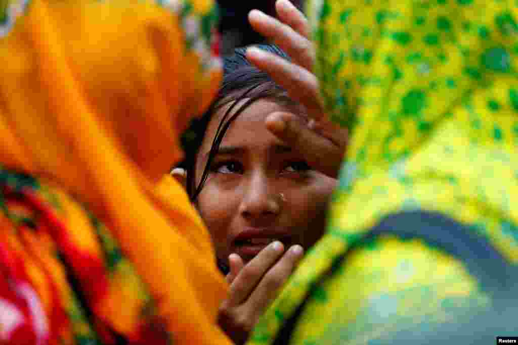 Bangladeş Dakka&#39;da Rana Plaza öldürülenler için anma töreni