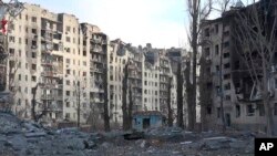 Granatirani civilni objekti u gradu Avdijevka (Foto: AP/Denis Pushilin telegram channel)