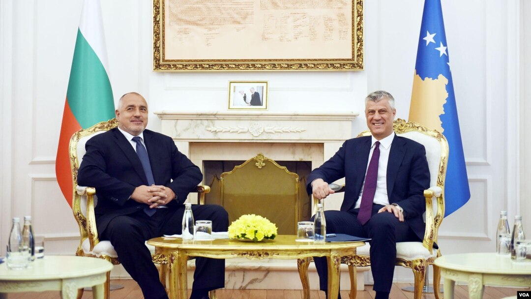 Premijer Bugarske Bojko Borisov sa predsednikom Kosova Hašimom Tačijem u Prištini, 16. april 2018.