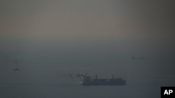 Фото: вантажне судно поблизу Ормузької протоки, 21 жовтня 2026 року