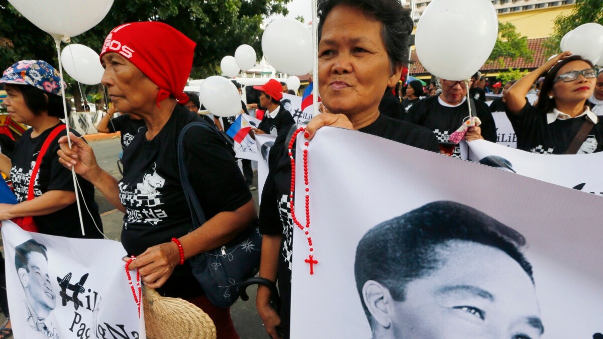 Philippine Court Approves Heros Burial For Dictator Ferdinand Marcos