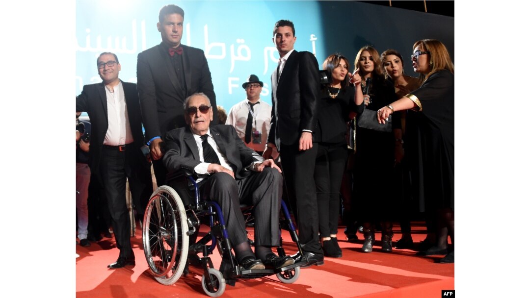 FILE - Egyptian actor Gamil Ratib arrives for the closing ceremony of the 27th Carthage Film Festival on November 5, 2016, in the Tunisian capital Tunis.