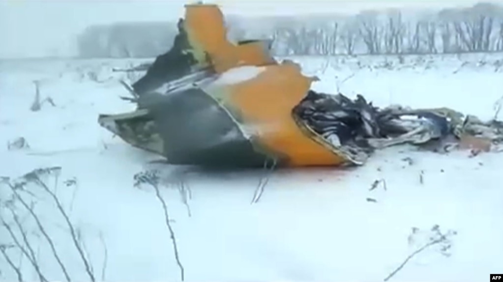 Résultat de recherche d'images pour "Russie : Un crash fait 71 morts "