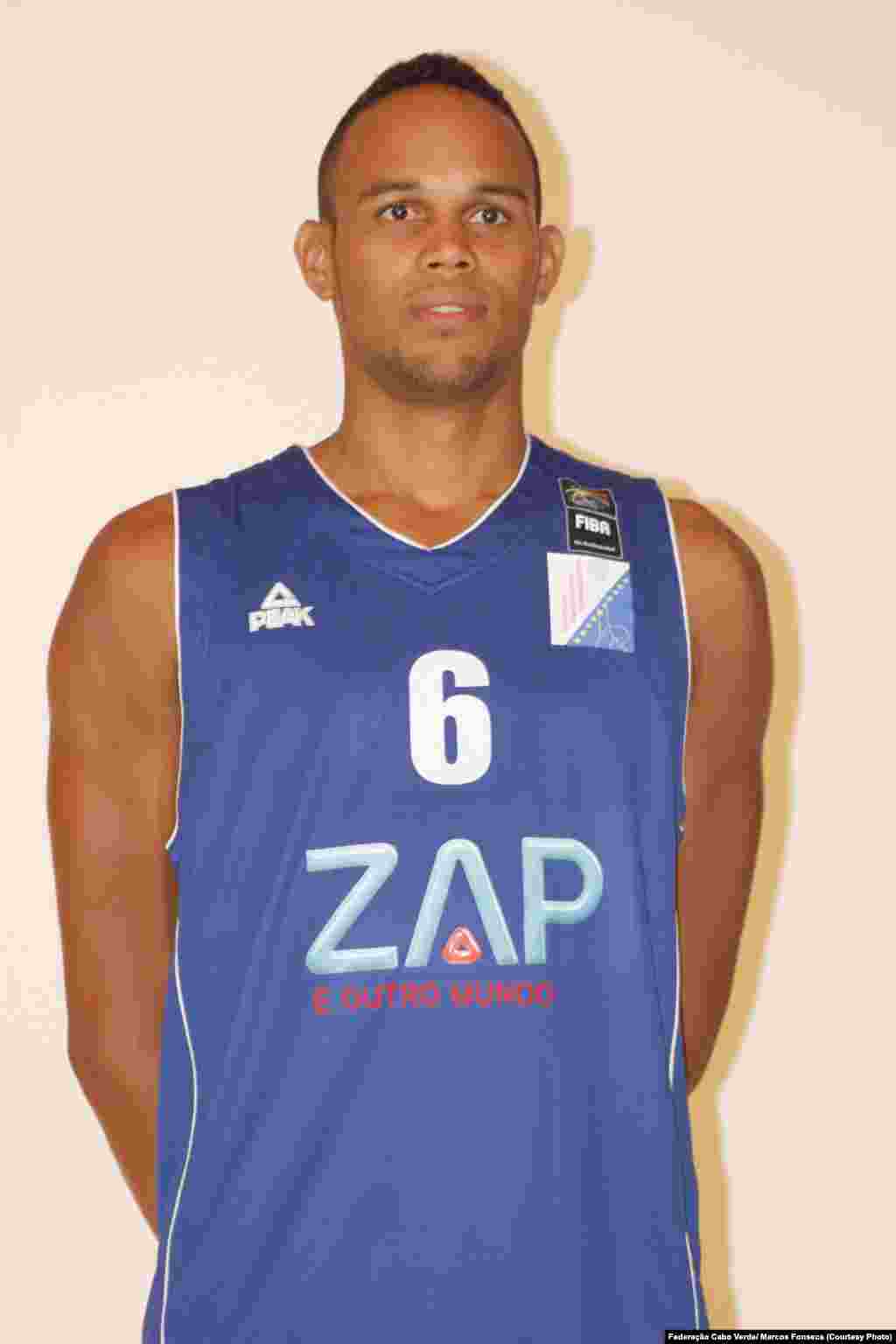 Ivan Almeida, selecção de basquetebol Cabo Verde