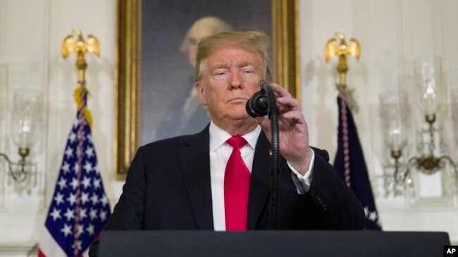 2019年1月19日特朗普总统在白宫外交接待室谈政府关闭，移民和边境安全。
