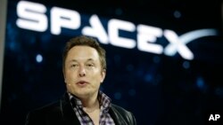 Elon Musk, CEO y CTO de Space X y la automotriz Tesla.