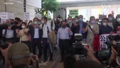 香港15名民主派人士涉非法集會等罪首次提堂 准保釋下月再訊